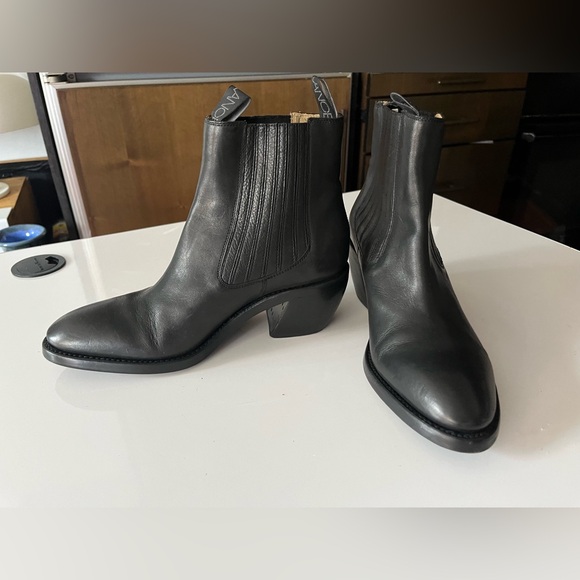 Gorgeous FREE LANCE Paris Chelsea boots size 8 - retail $1299 as new - Picture 2 of 16